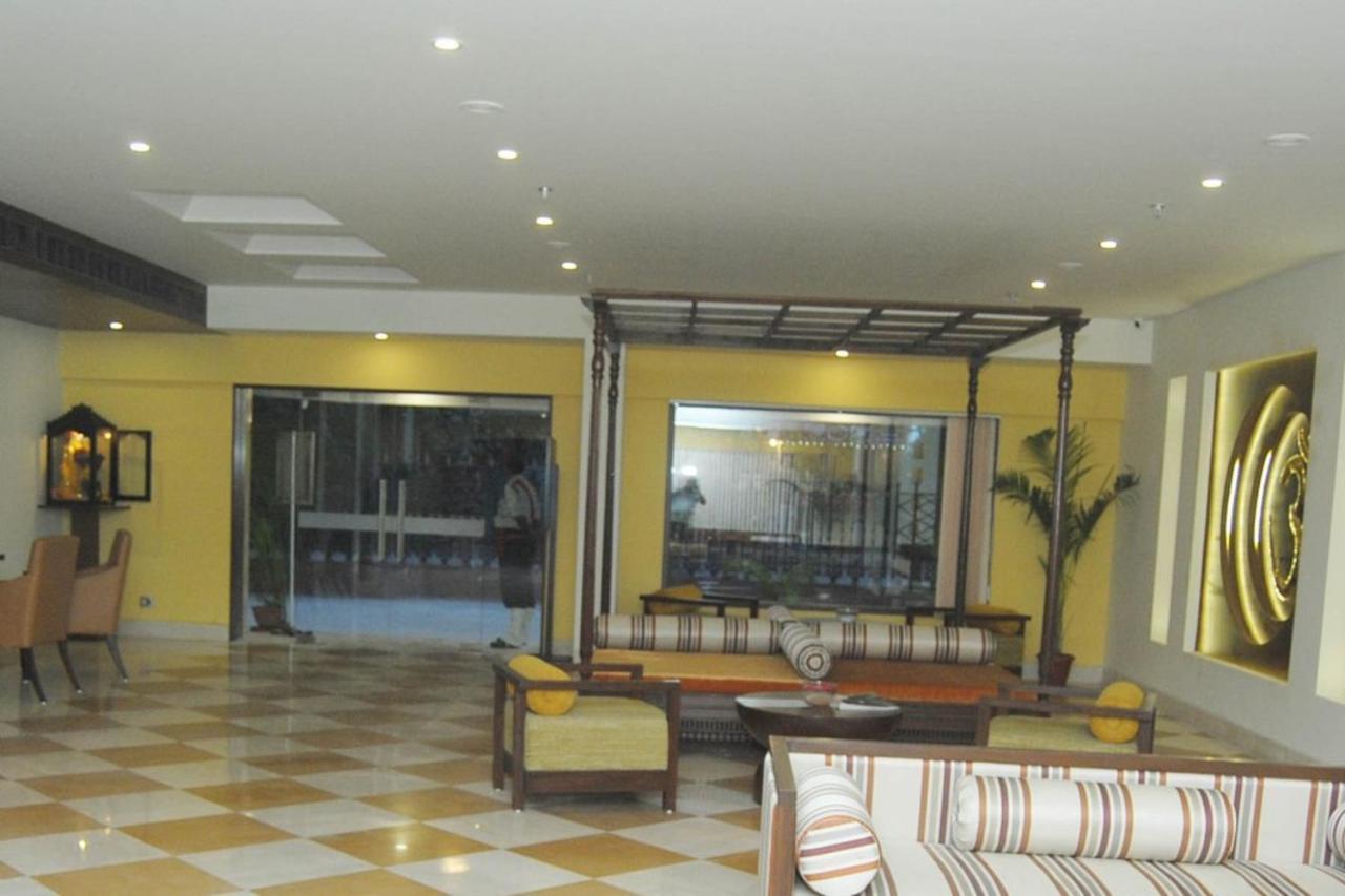 Hotel Abigail Goradia's Shirdi Exterior foto