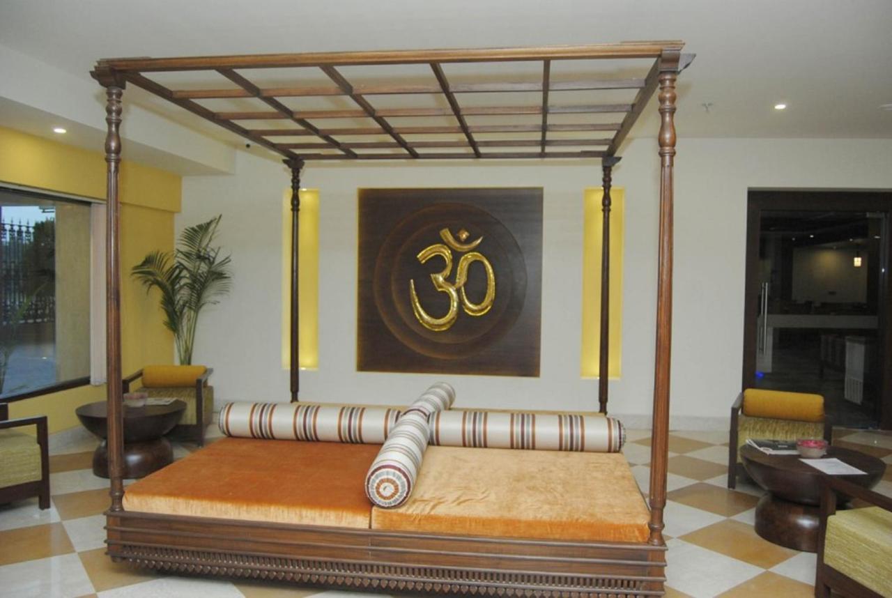 Hotel Abigail Goradia's Shirdi Exterior foto