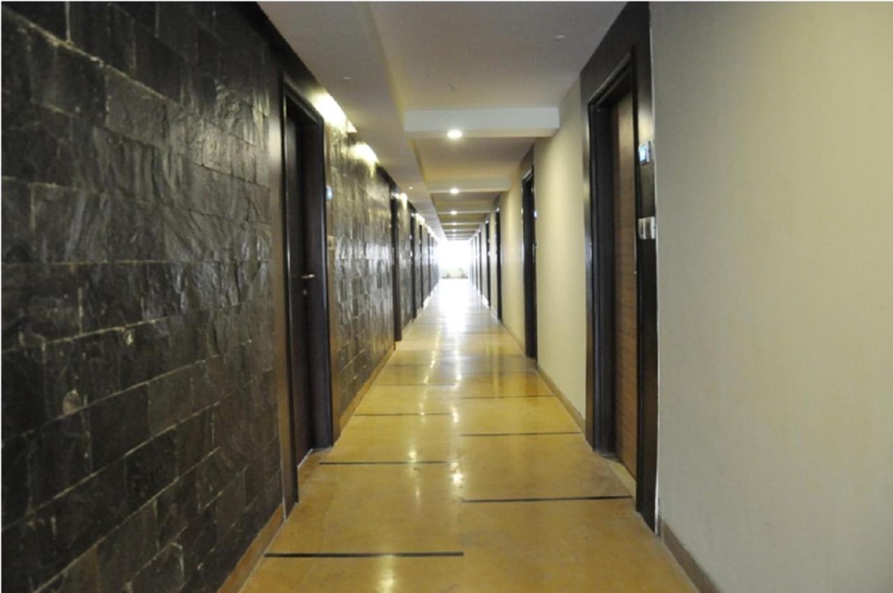 Hotel Abigail Goradia's Shirdi Exterior foto