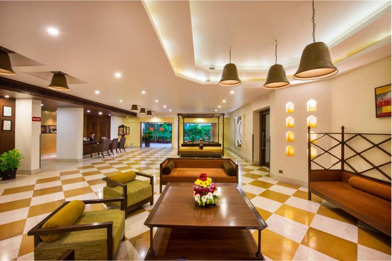 Hotel Abigail Goradia's Shirdi Exterior foto