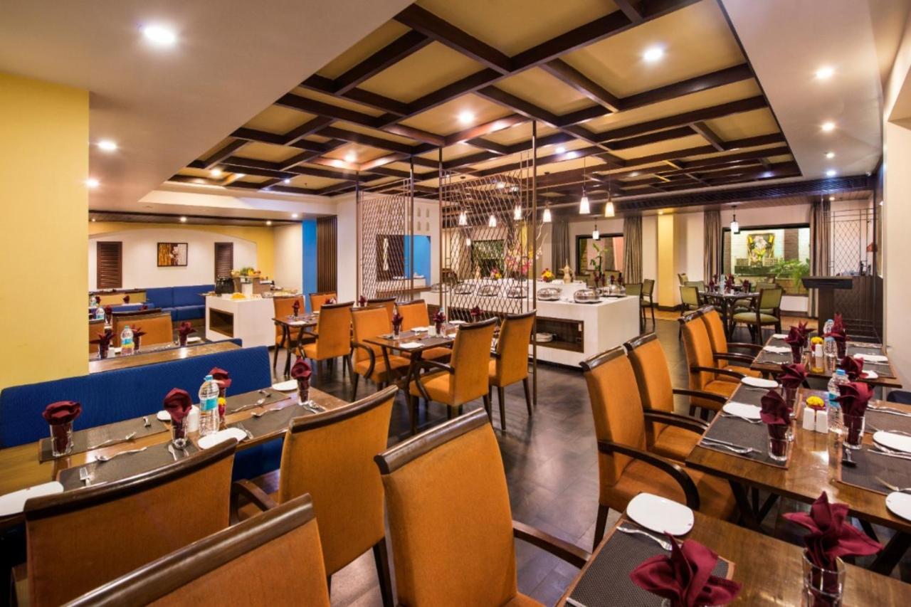 Hotel Abigail Goradia's Shirdi Exterior foto