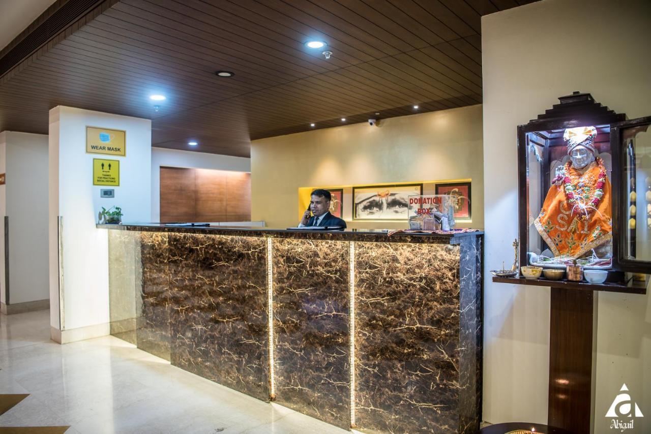 Hotel Abigail Goradia's Shirdi Exterior foto