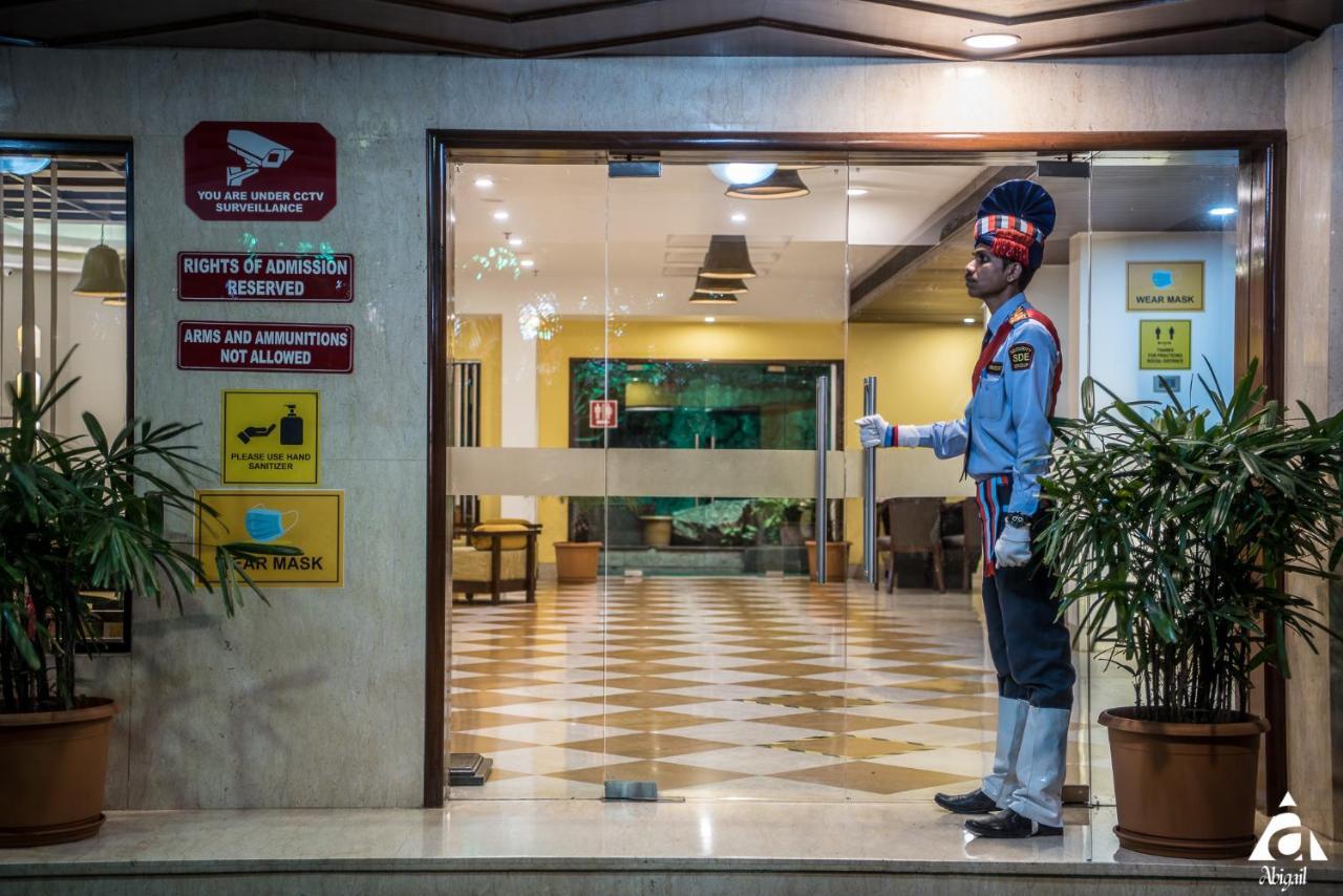 Hotel Abigail Goradia's Shirdi Exterior foto